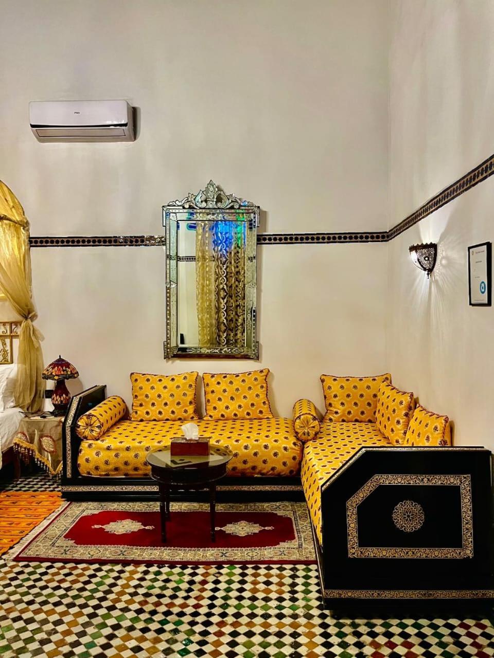 Riad Lalla Zoubida Fes Luaran gambar